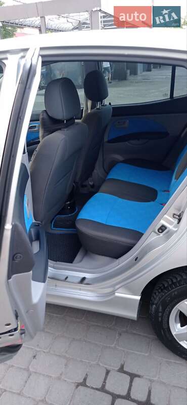 Хетчбек Kia Picanto 2004 в Івано-Франківську фото 54 Хетчбек Kia Picanto 2004 в Івано-Франківську