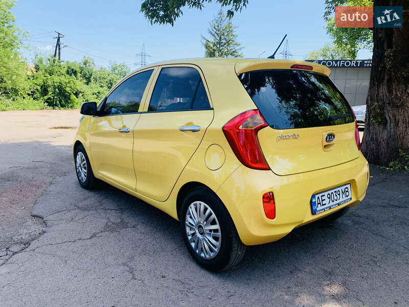 Хэтчбек Kia Picanto 2011 в Кривом Роге