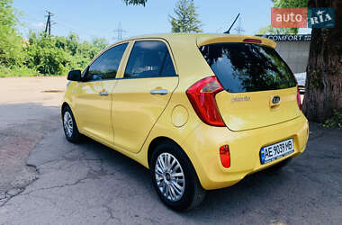Хетчбек Kia Picanto 2011 в 