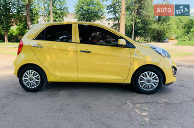 Хетчбек Kia Picanto 2011 в 