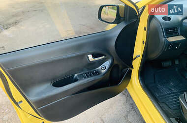 Хетчбек Kia Picanto 2011 в 