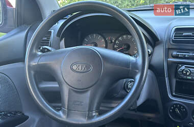 Хэтчбек Kia Picanto 2006 в 