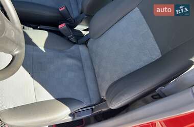 Хэтчбек Kia Picanto 2005 в 