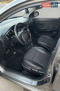 Хэтчбек Kia Picanto 2010 в 