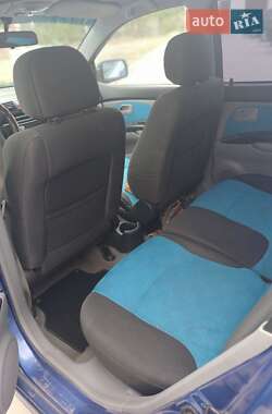 Хетчбек Kia Picanto 2007 в  фото 3 Хетчбек Kia Picanto 2007 в