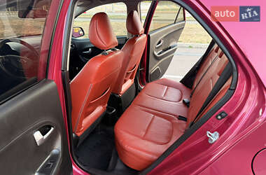 Хэтчбек Kia Picanto 2014 в 