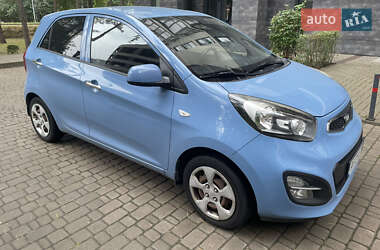 Хэтчбек Kia Picanto 2012 в 