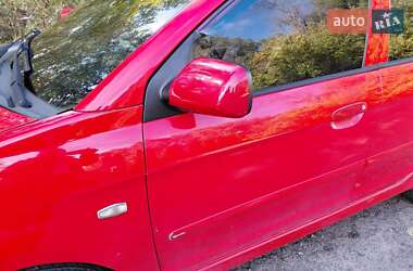 Хэтчбек Kia Picanto 2006 в 