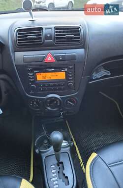 Хэтчбек Kia Picanto 2010 в 
