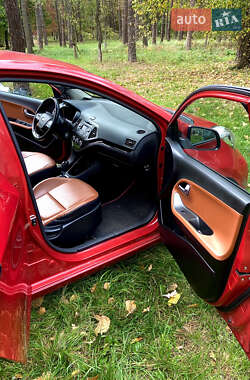 Хетчбек Kia Picanto 2016 в 