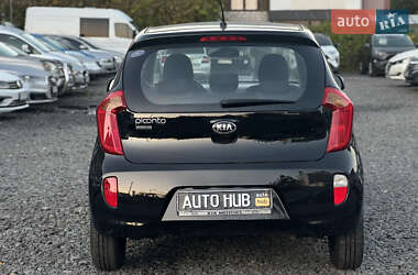 Хетчбек Kia Picanto 2013 в  фото 10 Хетчбек Kia Picanto 2013 в