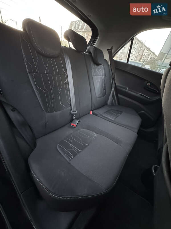 Хетчбек Kia Picanto 2013 в Бердичеві