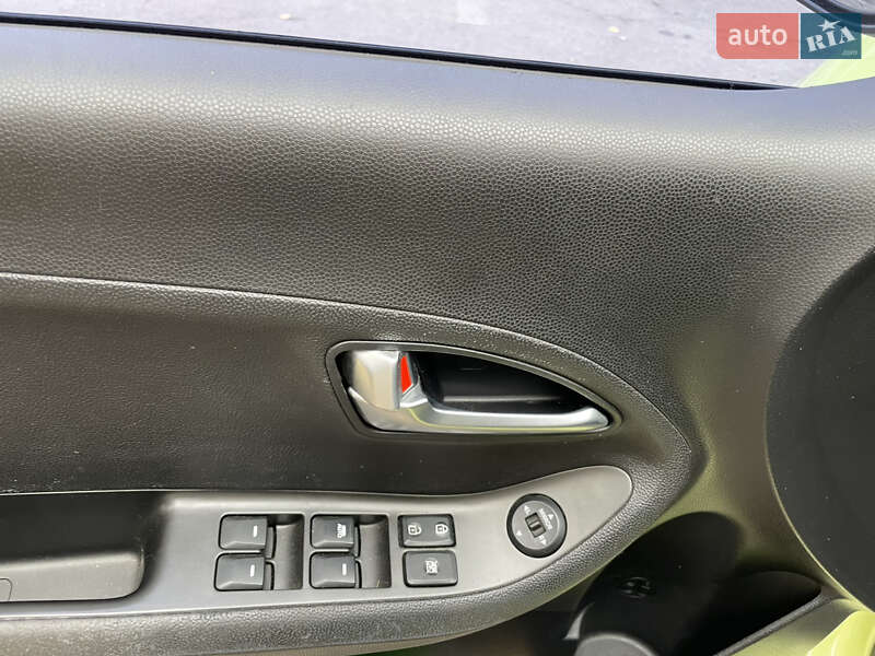 Хетчбек Kia Picanto 2011 в Черкасах