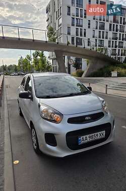 Хетчбек Kia Picanto 2015 в Києві