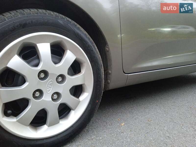 Хэтчбек Kia Picanto 2011 в Красилове