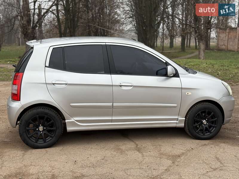 Хетчбек Kia Picanto 2006 в Кривому Розі фото 7 Хетчбек Kia Picanto 2006 в Кривому Розі