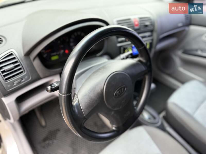 Хетчбек Kia Picanto 2006 в Кривому Розі фото 27 Хетчбек Kia Picanto 2006 в Кривому Розі