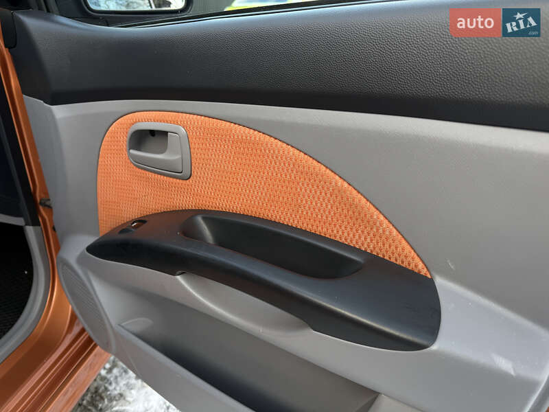 Хетчбек Kia Picanto 2004 в Житомирі фото 35 Хетчбек Kia Picanto 2004 в Житомирі