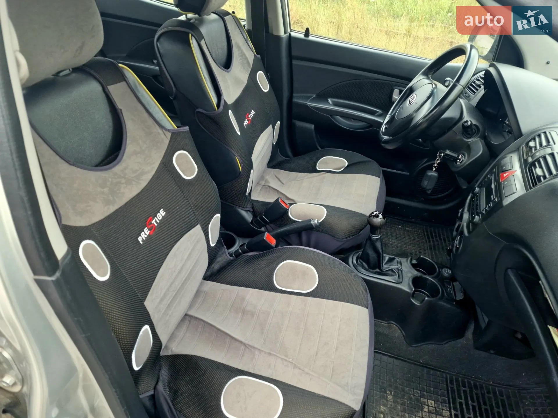 2010 Kia Picanto - мініатюра 2