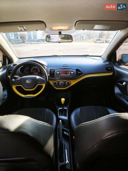 Хэтчбек Kia Picanto 2016 в Киеве