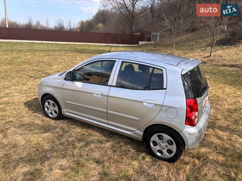 Хэтчбек Kia Picanto 2008 в Надворной