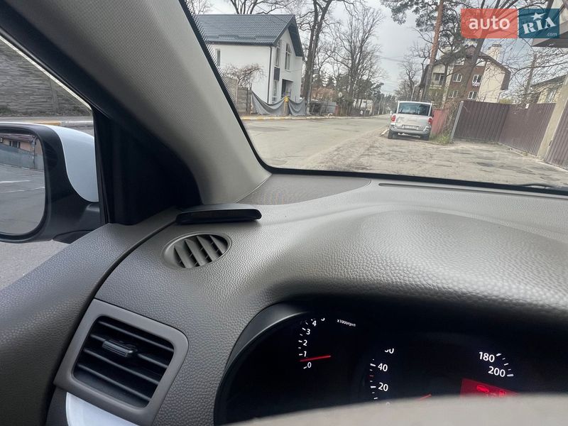 Хэтчбек Kia Picanto 2012 в Ирпене