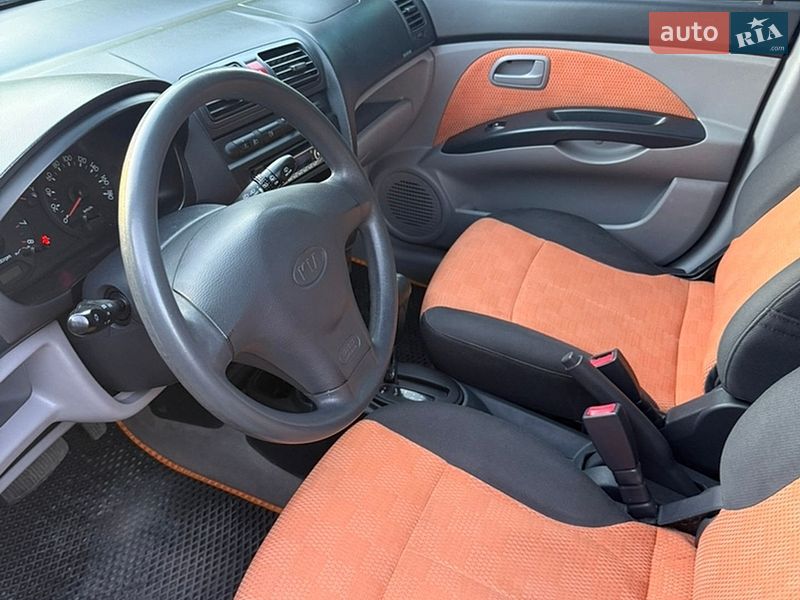 Хэтчбек Kia Picanto 2006 в Черновцах