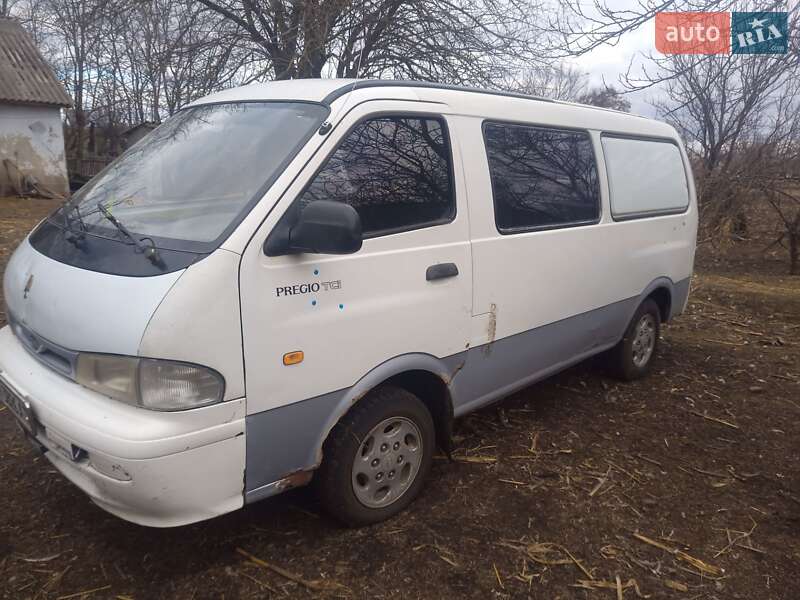 Мінівен Kia Pregio 2002 в Первомайську