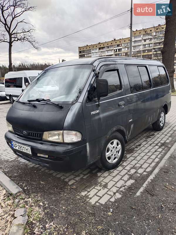 Kia Pregio 2003