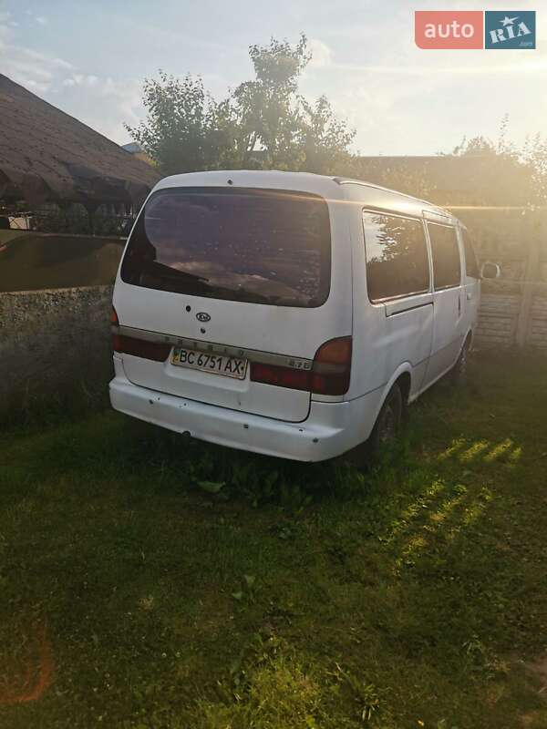 Минивэн Kia Pregio 2000 в Львове