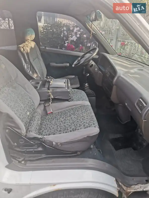 Kia Pregio 2000
