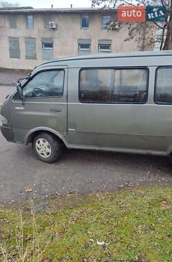 Мінівен Kia Pregio 2003 в Дніпрі