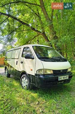 Мінівен Kia Pregio 2000 в 