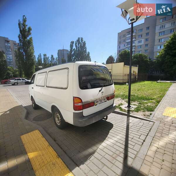 Минивэн Kia Pregio 2002 в Черкассах