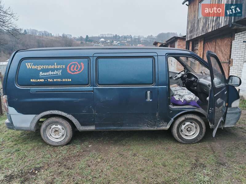Мінівен Kia Pregio 2000 в Турці