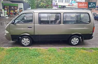 Минивэн Kia Pregio 2002 в 