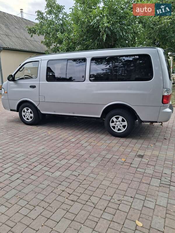 Мінівен Kia Pregio 2005 в Одесі фото 6 Мінівен Kia Pregio 2005 в Одесі