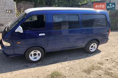 Мінівен Kia Pregio 1998 в Краснограді