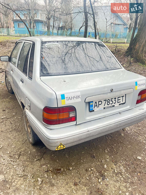 Седан Kia Pride 2000 в Запорожье