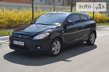 Хетчбек Kia ProCeed 2008 в 