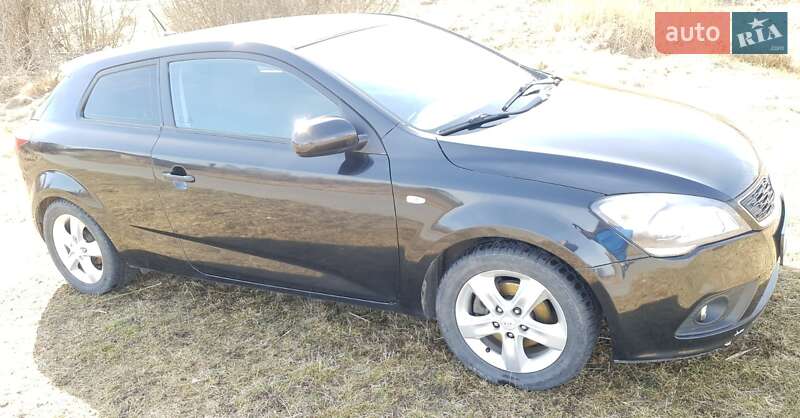 Kia ProCeed 2012
