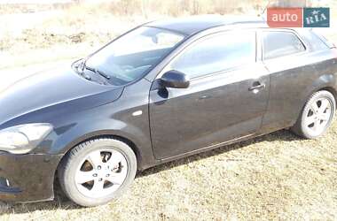 Купе Kia ProCeed 2012 в Полонном