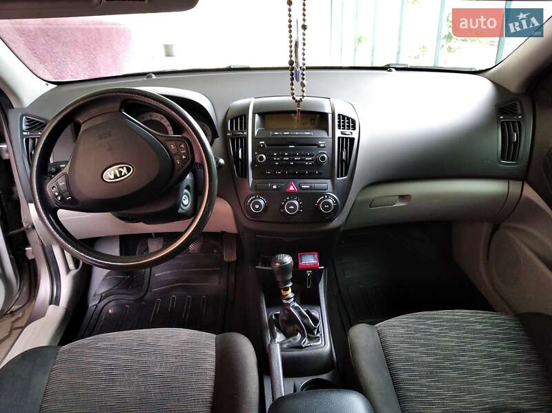 Хэтчбек Kia ProCeed 2008 в Киеве