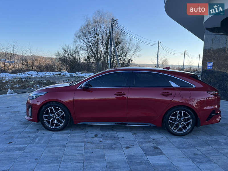 Универсал Kia ProCeed 2019 в Киеве