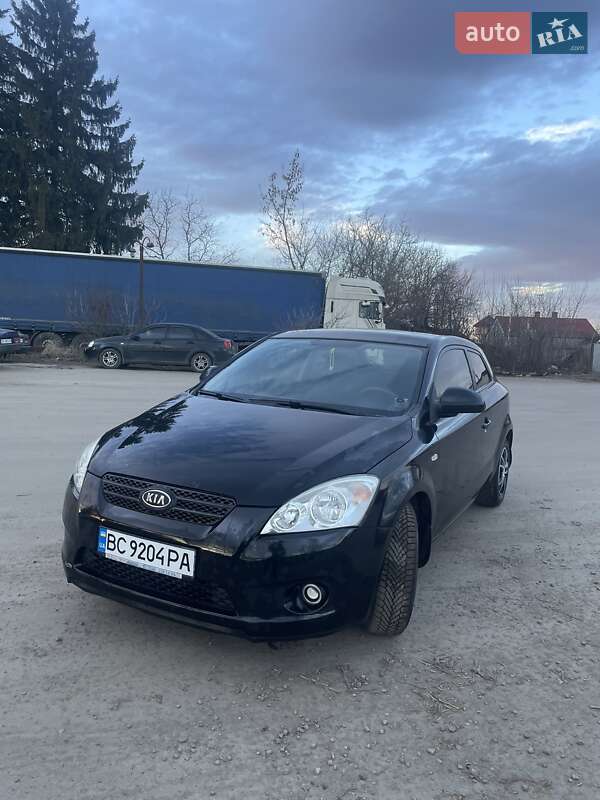 Хэтчбек Kia ProCeed 2008 в Дрогобыче