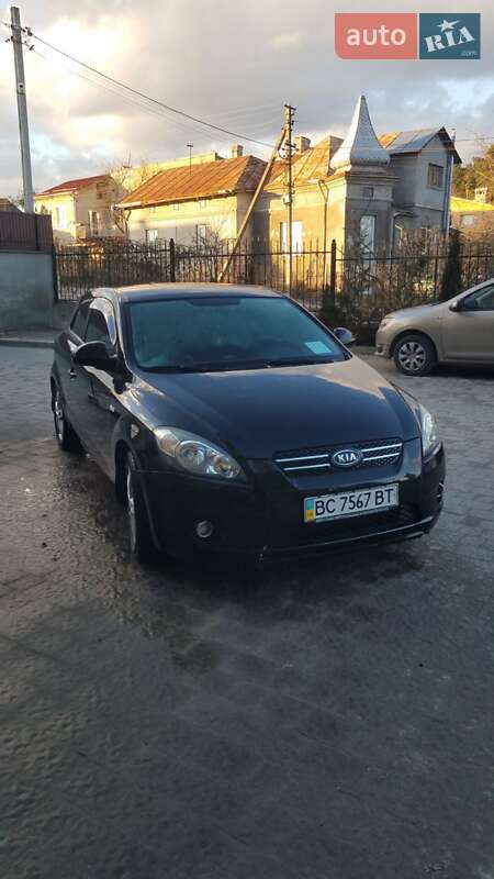 Хэтчбек Kia ProCeed 2008 в Львове