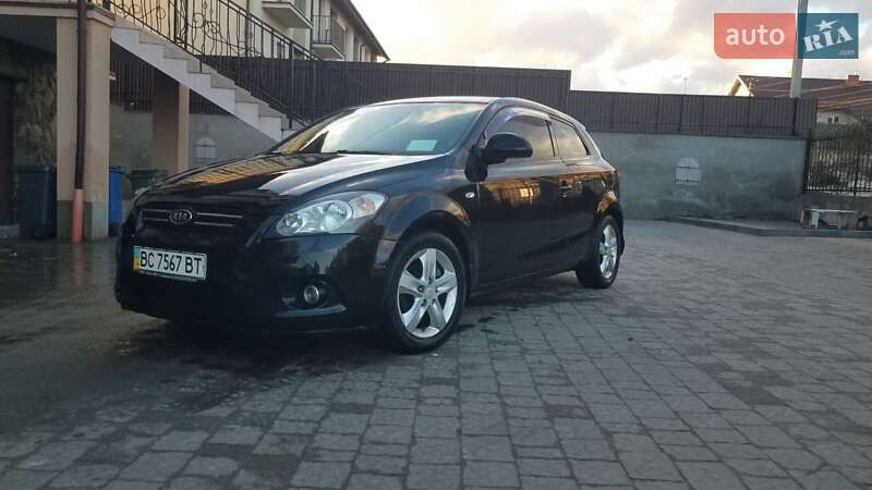 Хэтчбек Kia ProCeed 2008 в Львове
