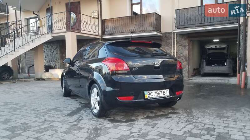 Хэтчбек Kia ProCeed 2008 в Львове