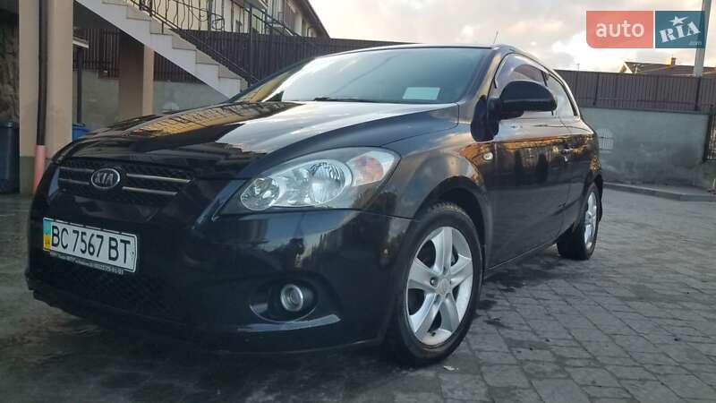 Хэтчбек Kia ProCeed 2008 в Львове