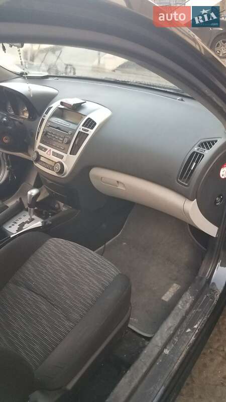 Хэтчбек Kia ProCeed 2008 в Львове